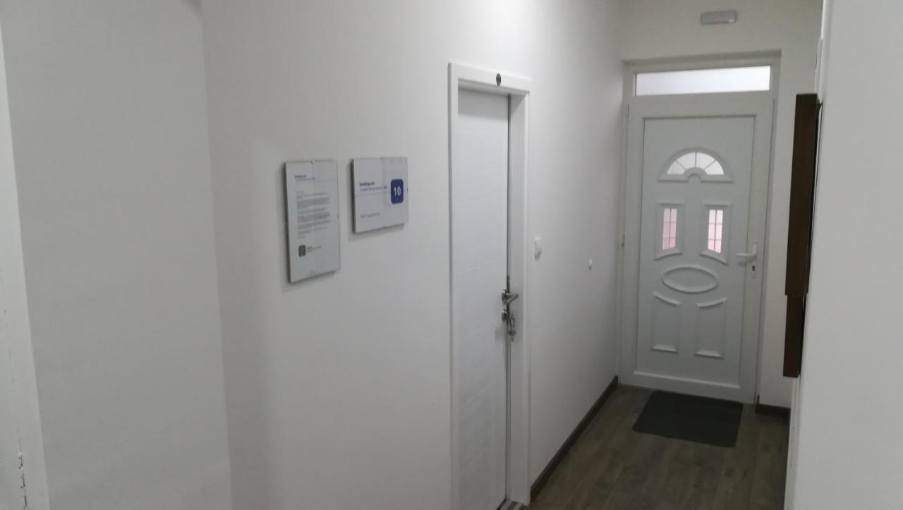 M4U Apartments Ni Extérieur photo