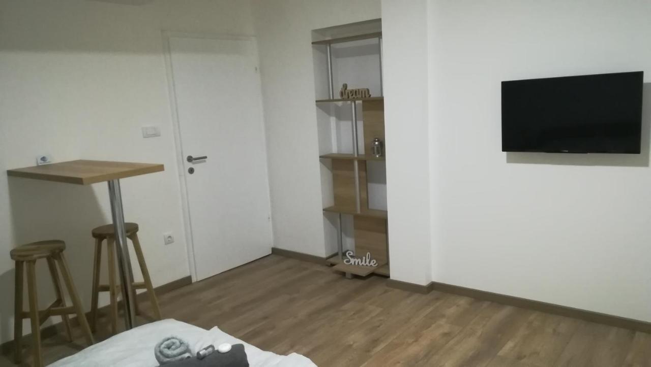 M4U Apartments Ni Extérieur photo